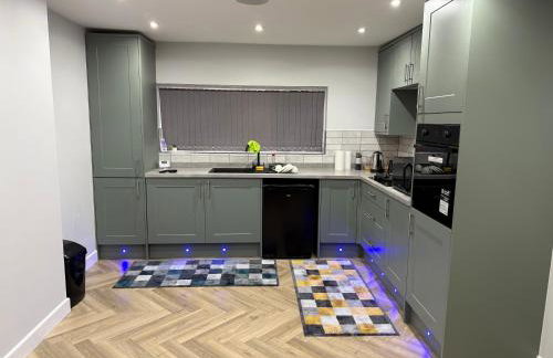 Luxurious 3 bedrooms flat near New Cross,Wolverhampton No Parties or events - Foto 10