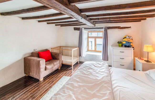 Characteristic Holiday Home in Cherain With Balcony - Foto 12