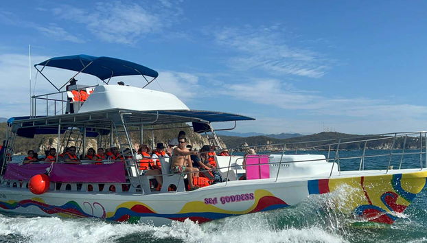 Solcando le acque di Huatulco