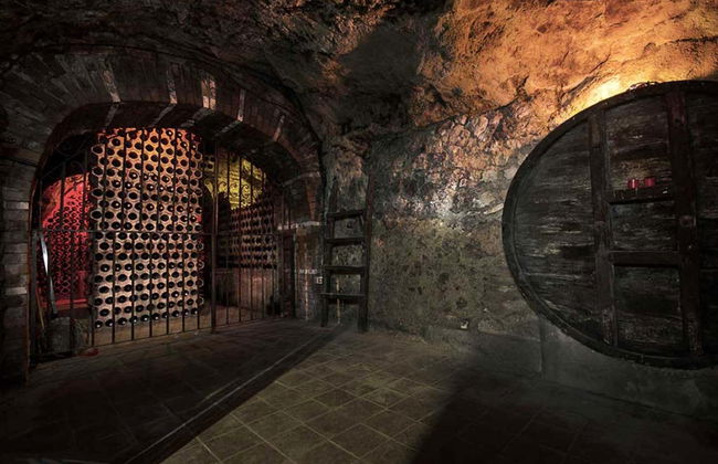 Tour teatralizado por las bodegas subterráneas - Photo 6