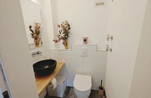 TiCasa Chic - Zentral - Balkon - Parkplatz - SmartTV - Unique - Kernen - Foto 2