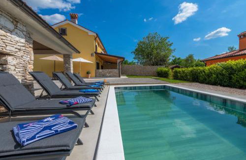 Villa Biba, a seaside hideaway with a pool - Foto 22