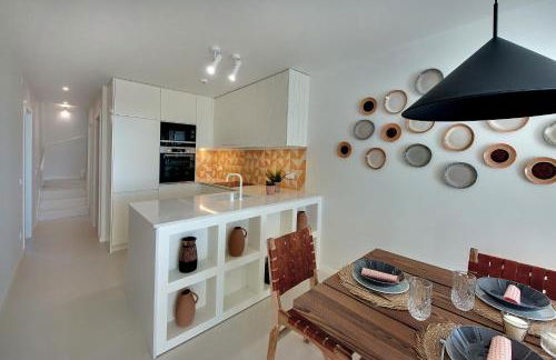 Casa do Pátio-Two Private Pools Villa- Rooftop & Panoramic Pool by DreamvillasAlbufeira - Foto 39