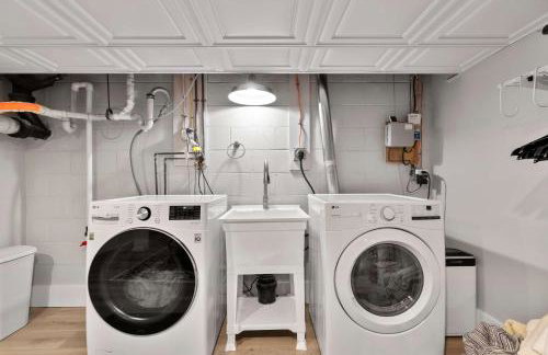 Game Room Central AC 4 mins to Craigville Beach - Photo 29