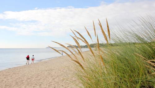 moderne Ferienwohnung mit eigener Terrasse - Haus Inselwind FeWo MEERsand - Foto 5