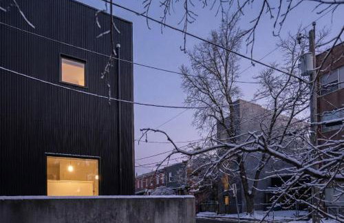 Designer 2-Bed Loft in Art Museum Area with Patio - Foto 31
