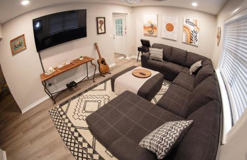 Stylish Family & Group Retreat Near UofA and Trails - Foto 12