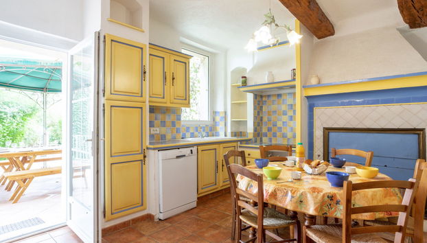 Kitchen / Dining Room