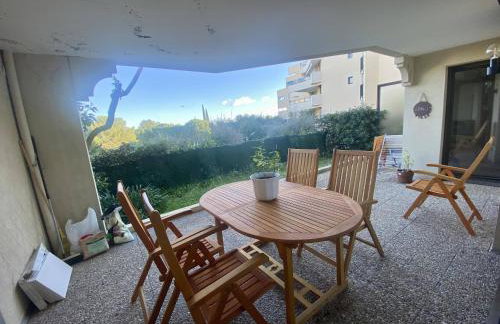 Nice Ouest- 2P au Calme, Piscine, AC - Photo 4