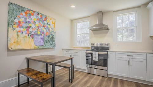 Classic City Apartment w Firepit - Photo 3, Other