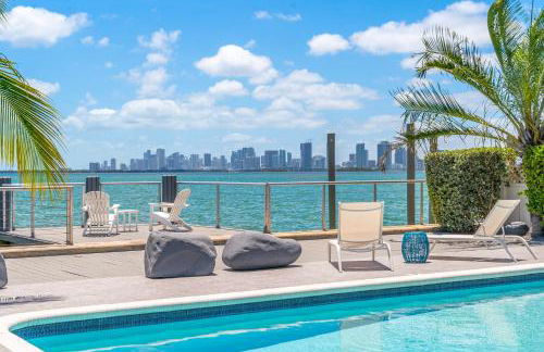 Best Bayfront View Villa with Heated Pool - Foto 11