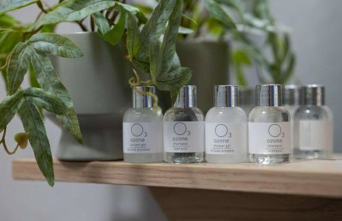 Spacious Studios Zamoyskiego Near PGE with Parking by Noclegi Renters - Foto 19