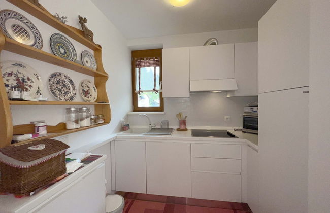 Central Vacation Apartment With View - Photo 5