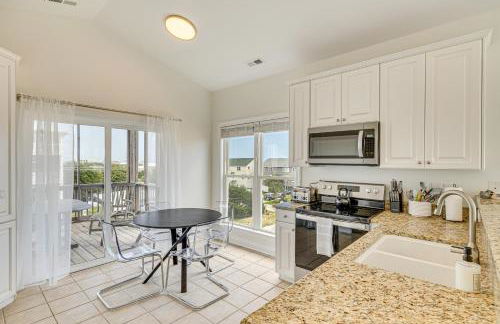 Inviting Atlantic Beach Townhome about half Mi to Ocean - Foto 8