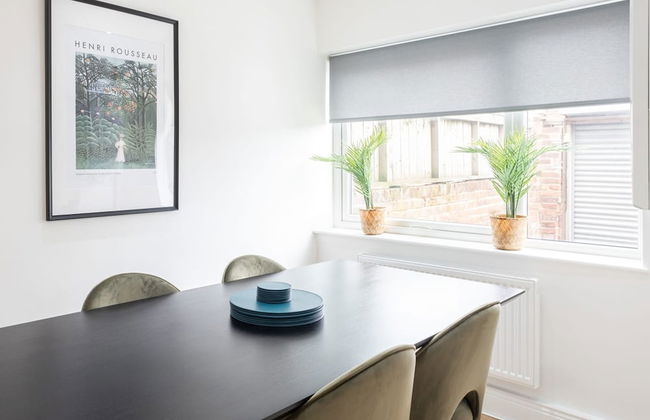 Host Stay Milbanke House - Photo 10