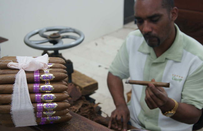 Visita a la fábrica de cigarros Graycliff Cigar Company - Foto 3