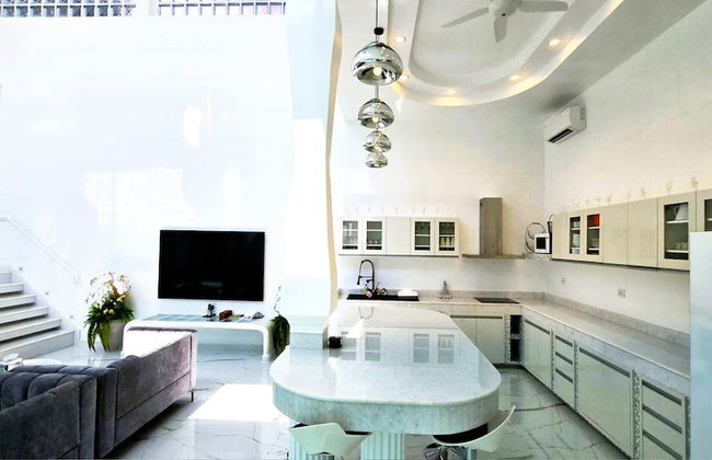 STARLAND Luxury Pool Villa Pattaya 8 Bedrooms - Foto 8