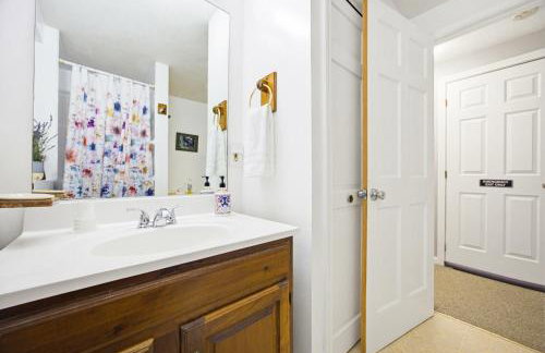 Ocean Breeze-8min Walk to Beach - Foto 23