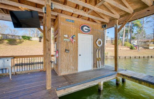 Lake Sinclair Retreat with Big Water Views and Dock! - Foto 41