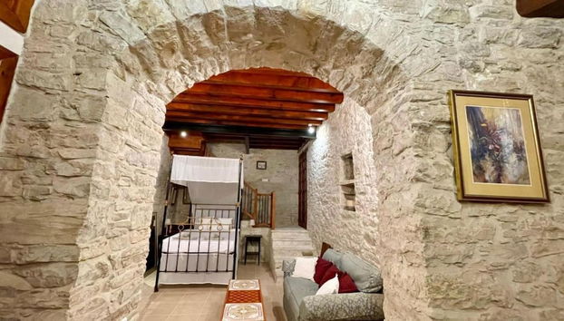 Juliet Suite Studio in Dhoros - Foto 5, Habitación