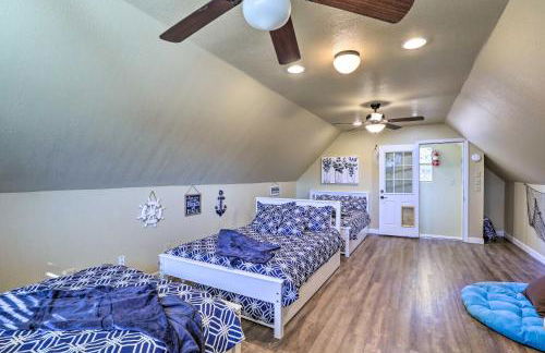 Lake Granbury Getaway! Family Home with Deck and Games - Foto 30