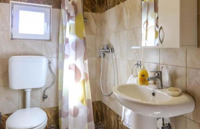 Beachfront Escape Steps From the Crystal-clear Sea - Photo 15