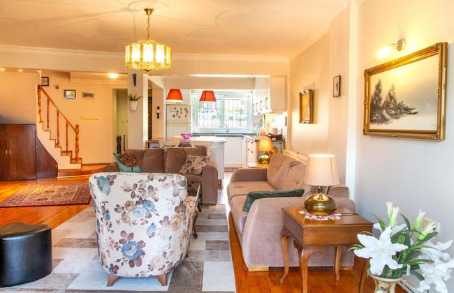 Spacious Detached House With Garden in Izmir - Foto 6