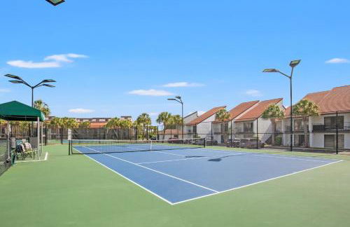 Oh Buoy! Catch the Breeze at This Beachfront Escape! Sleeps 8! - Foto 26