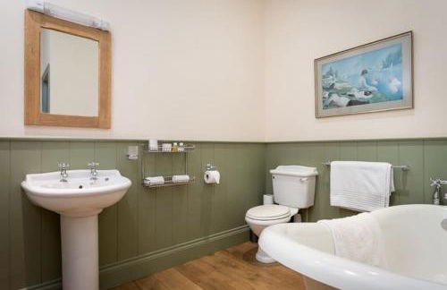 Groves Barn at Norton Grounds - Photo 18