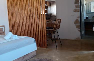 Sonia`s luxury apartment with jacuzzi - Photo 22