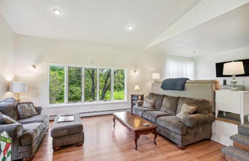 Charming and Scenic Gouldsboro Getaway with Patio! - Foto 4
