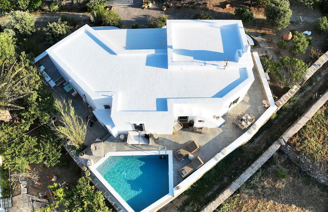 Villa Arades Sifnos with Private Pool - Foto 1