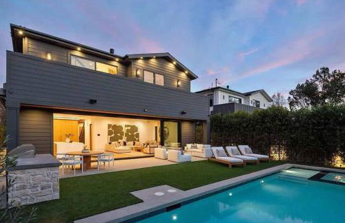 Stunning 5BR in Studio City W. Pool, and Jacuzzi - Foto 11