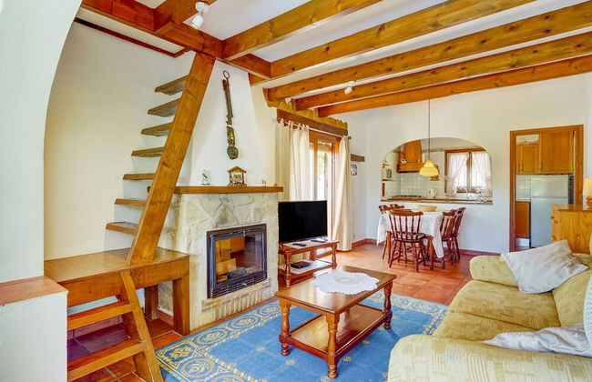 Serene Villa in Calpe With Private Swimming Pool - Photo 9