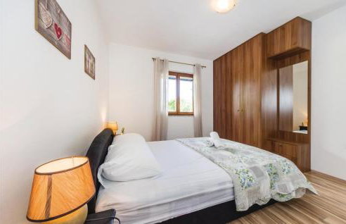 Two-Bedroom Holiday Home In Biograd - Foto 37