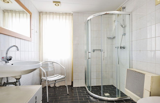 Cozy Holiday Home in a Lovely Environment - Photo 8