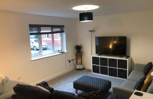 Large 2 bedroom apartment, 4 beds one 1 en-suite, Free parking Nr Chelt Elmore and Quays - Foto 12