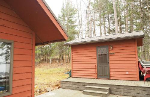 Vermilion Lakeside Cabin with Sauna, 2 Docks, AC - Photo 40