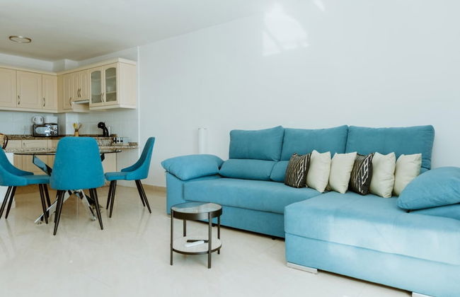 Seaview Splendor 2 Bedroom Modern Comfort - Photo 30