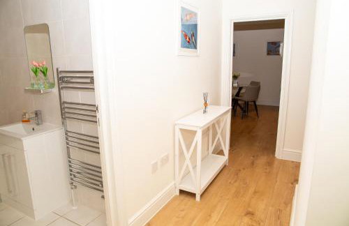 Seaview Apartments - 28-29 Marine Parade, Harwich - Perfect for business & long term stays - Foto 23