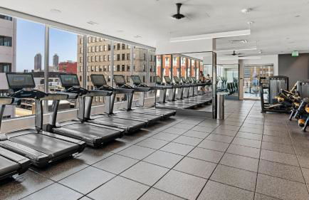 Entire Floor 2BDR w Luxury Amenities Balcony SkyLux Penthouse by AvantStay - Foto 41