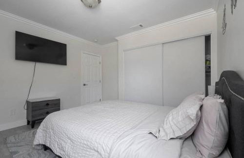 Serene Home in Central Burbank - Foto 19