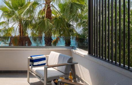 Paoma Lux Beach Suites - Photo 40