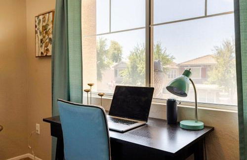 Amazing Gilbert home 3 Bed 2 and half Bath sleeps 8 2 car garage - Foto 26