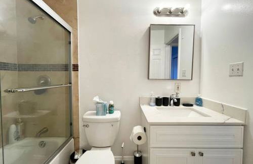 570 BayFair 5Br Coze home with Greatviews - Foto 12