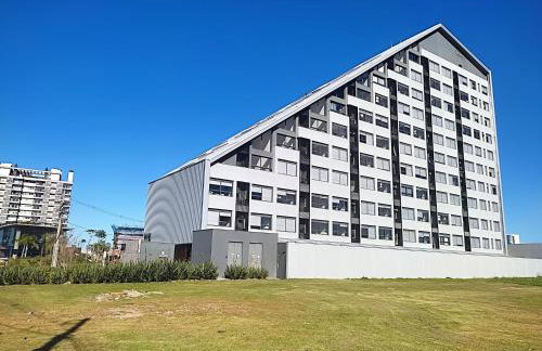 Studio Estiloso - Garagem Grátis - ao lado do Shopping Pelotas - Foto 37