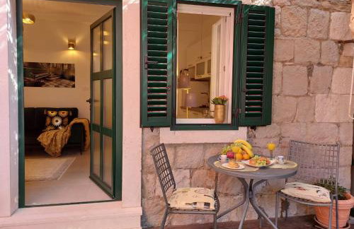 Split Old Town Oasis - Photo 23