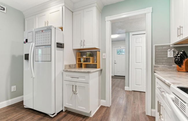 Enchanted Forest - 4 2 30 day pet Friendly - Photo 15