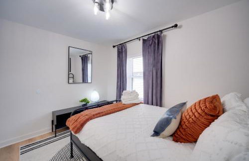 Zen Haven Lakefront Erie Home with Shore Access - Foto 14