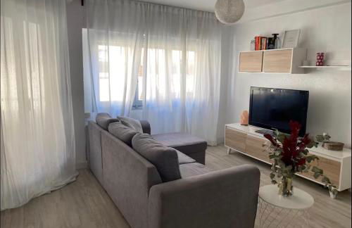 Apartamento céntrico junto a la estación A - Photo 1